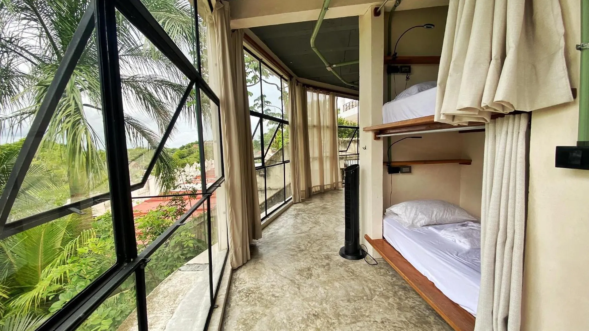 Elmar Hostel Bacalar