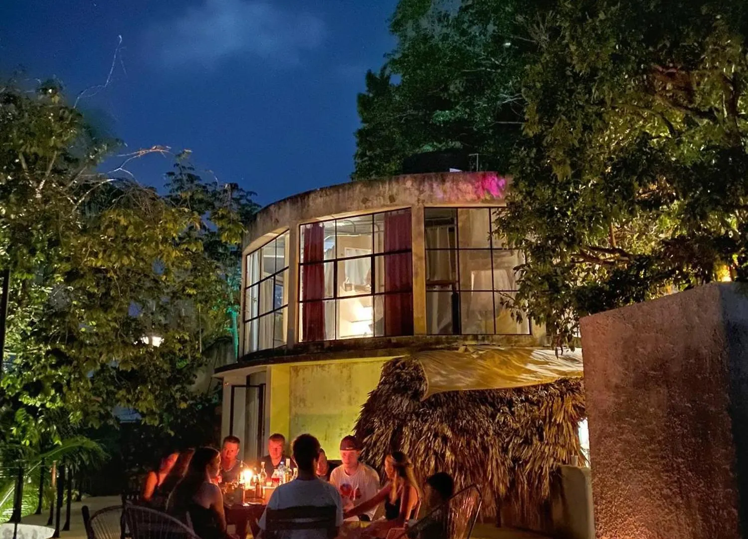 Elmar Hostel Bacalar