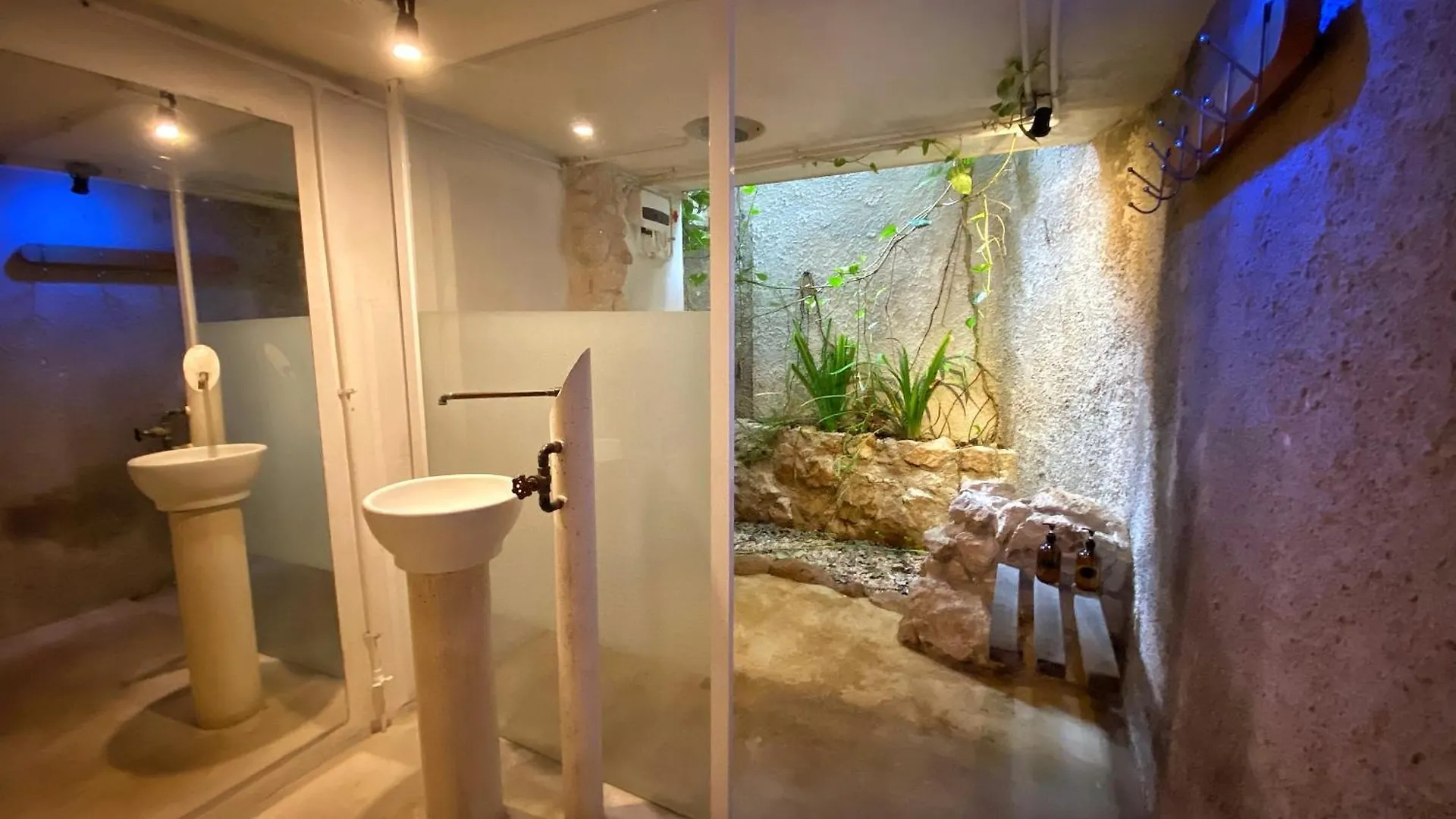 Elmar Hostel Bacalar