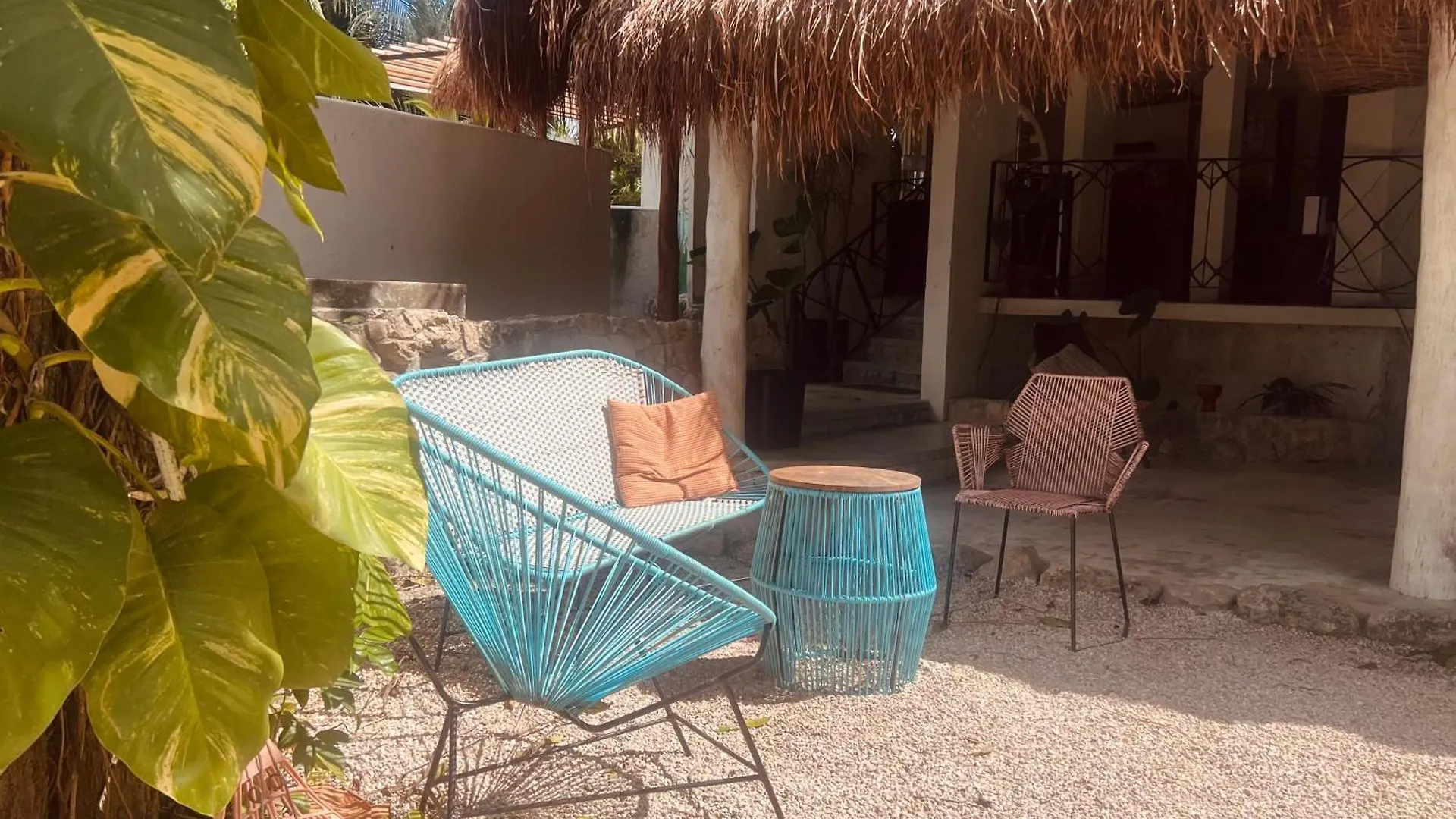 Elmar Hostel Bacalar