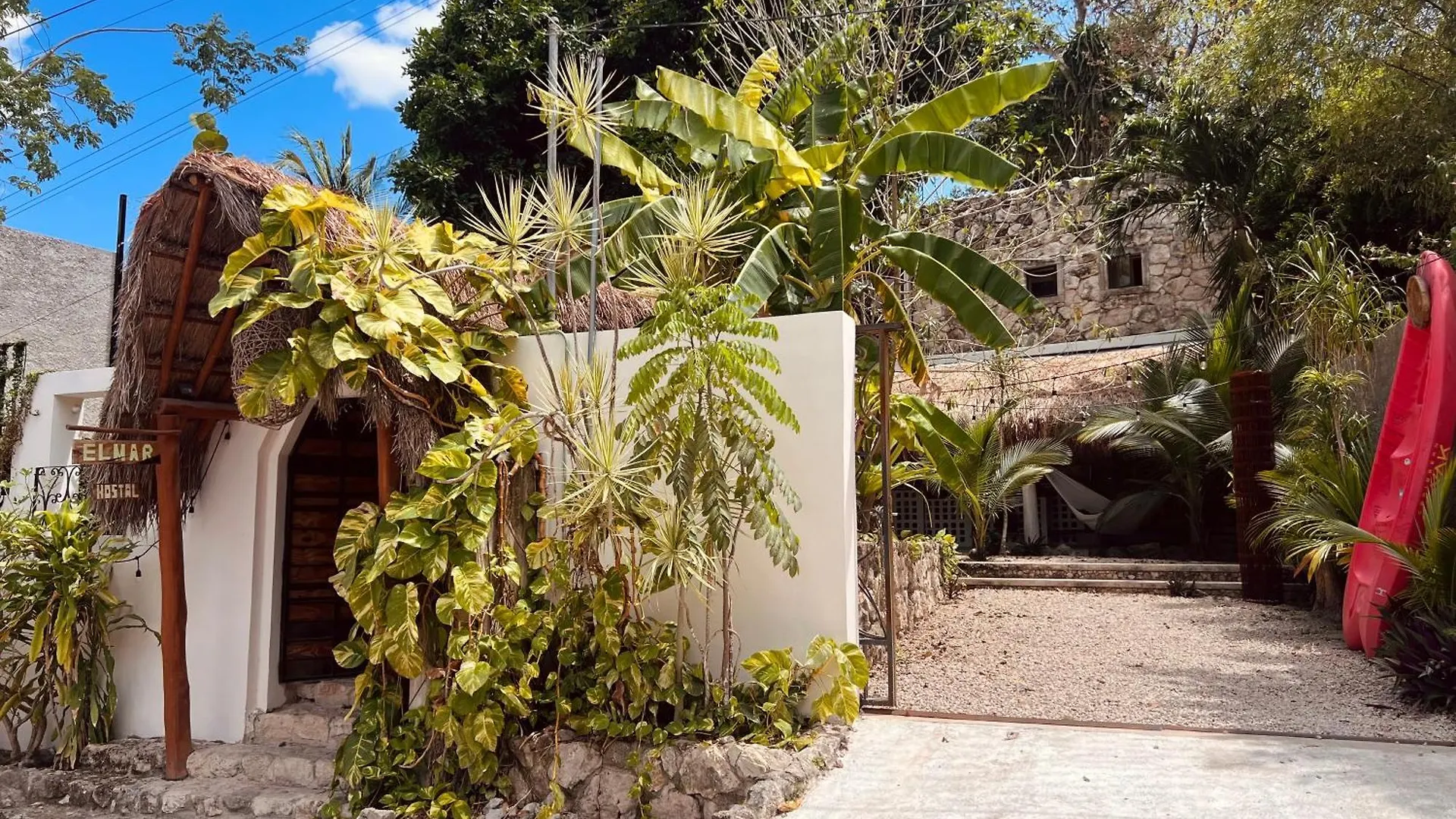 Elmar Hostel Bacalar